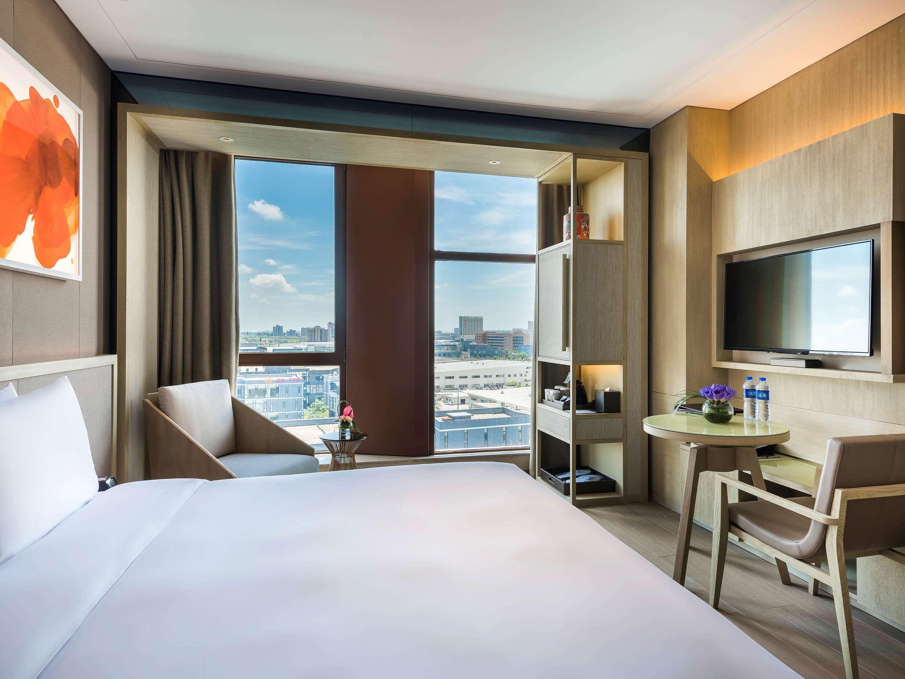 Novotel Shanghai Clover Екстер'єр фото