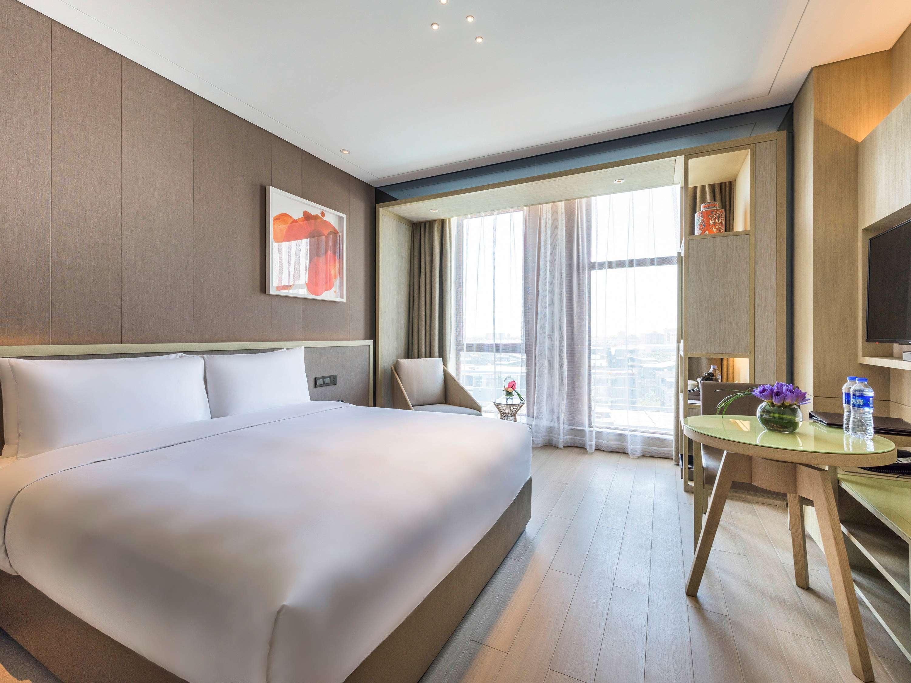 Novotel Shanghai Clover Екстер'єр фото