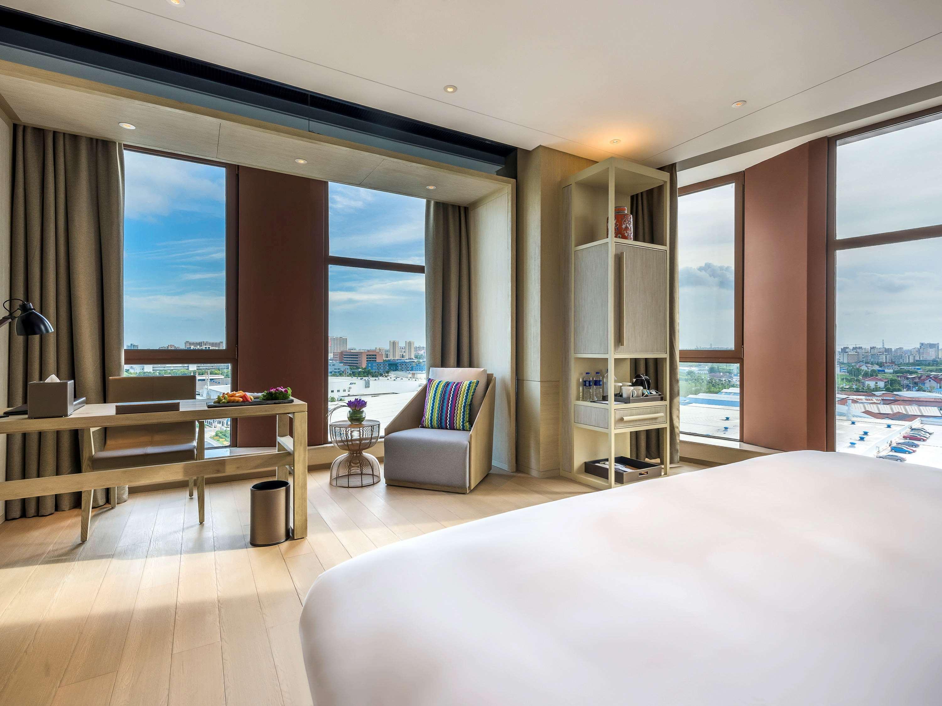 Novotel Shanghai Clover Екстер'єр фото