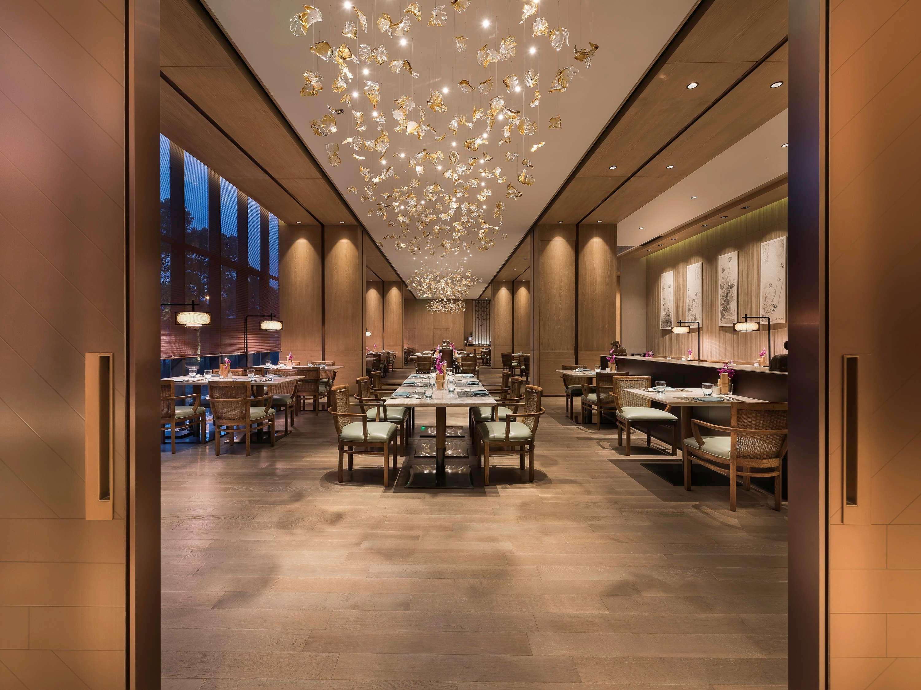 Novotel Shanghai Clover Екстер'єр фото