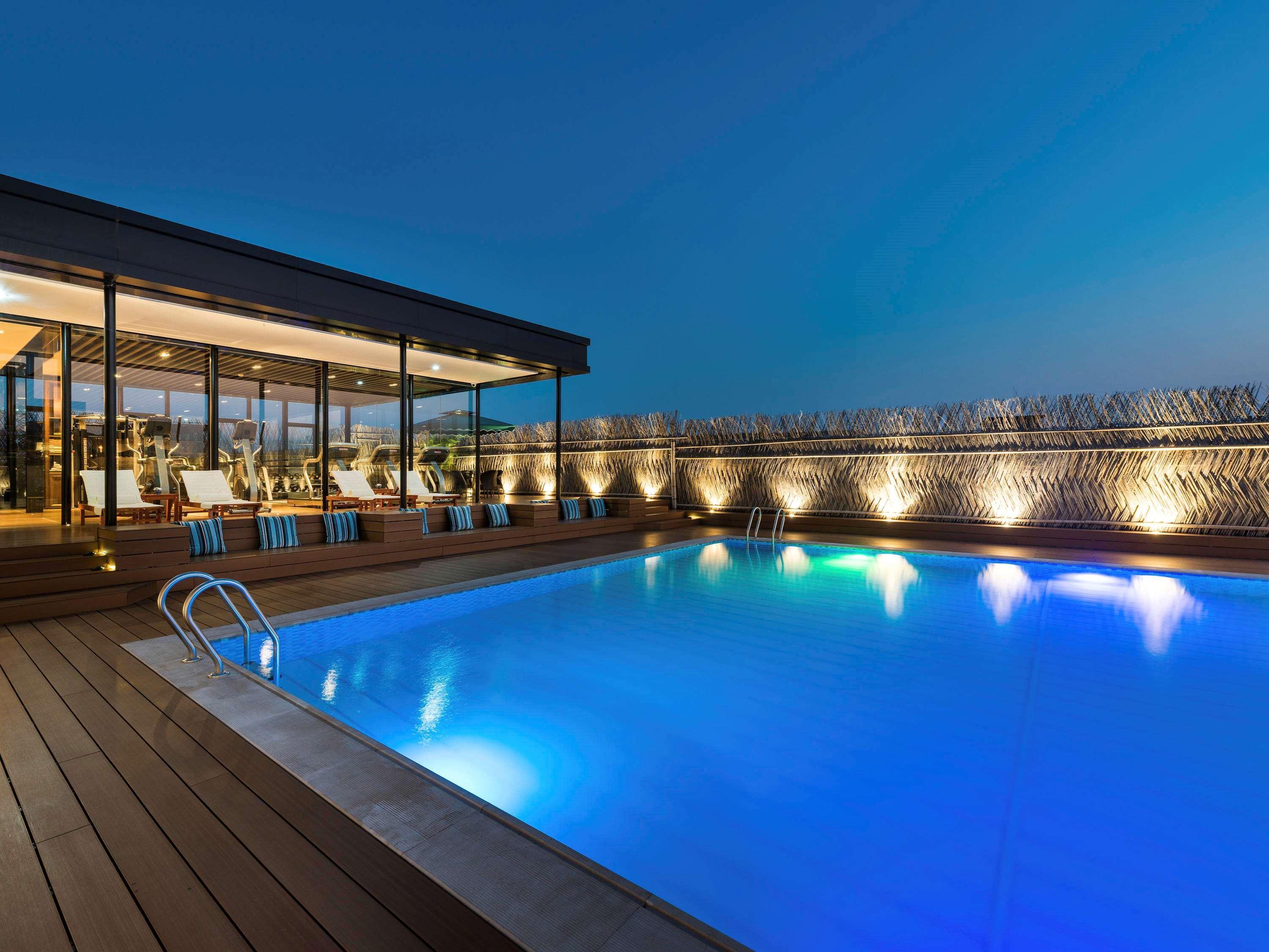 Novotel Shanghai Clover Екстер'єр фото