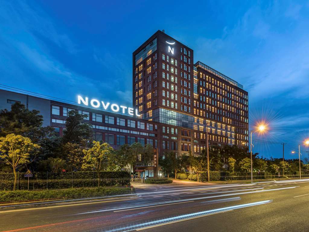 Novotel Shanghai Clover Екстер'єр фото